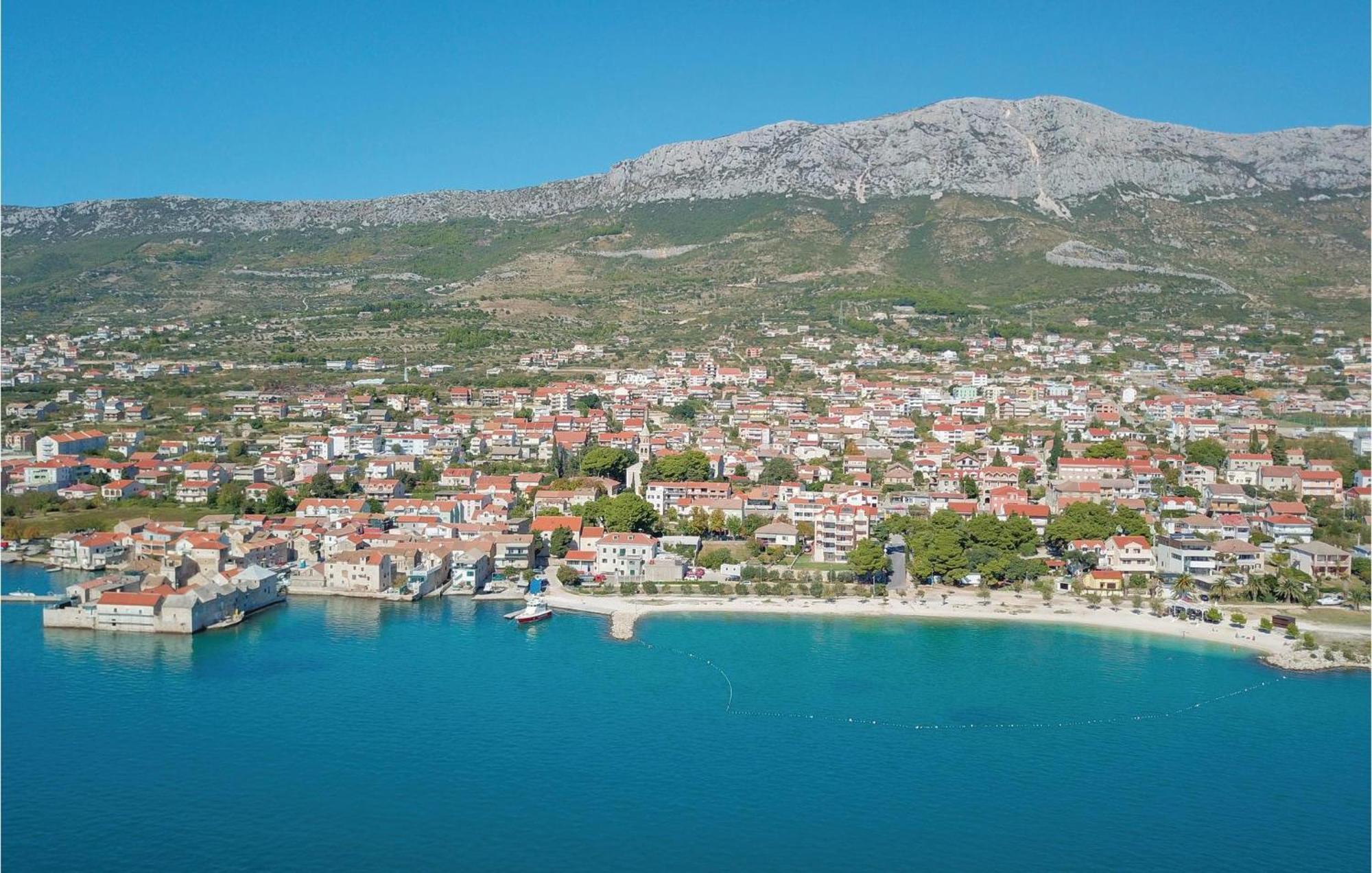 1 Bedroom Stunning Apartment In Kastel Gomilica Kastela Exterior photo